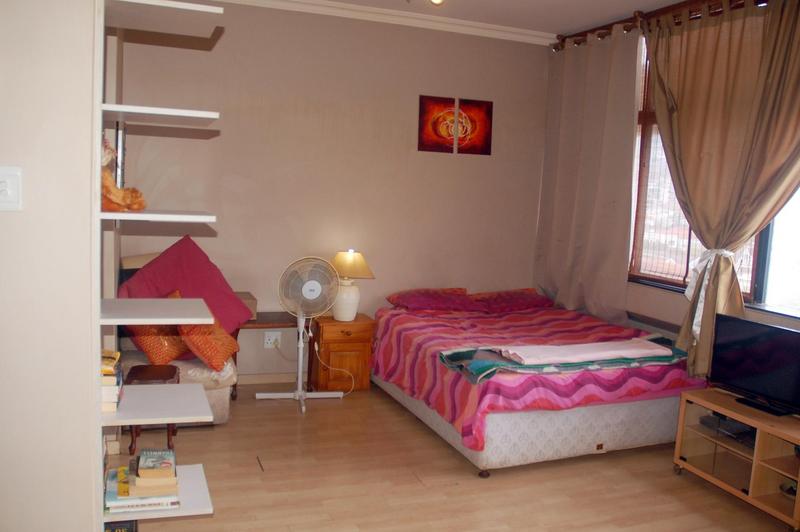 0 Bedroom Property for Sale in Oranjezicht Western Cape